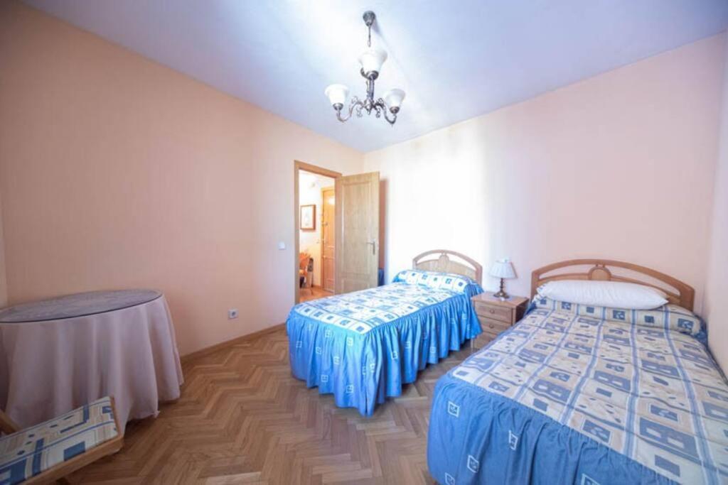 Las Retamas, Alcorcon Ngoại thất bức ảnh