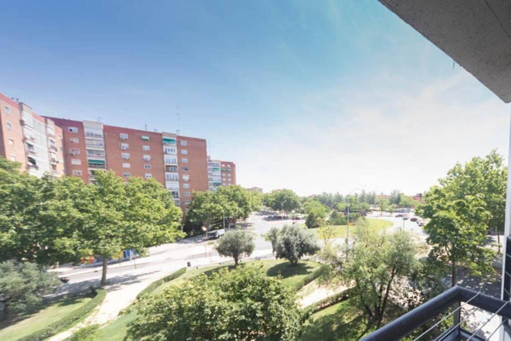 Las Retamas, Alcorcon Ngoại thất bức ảnh