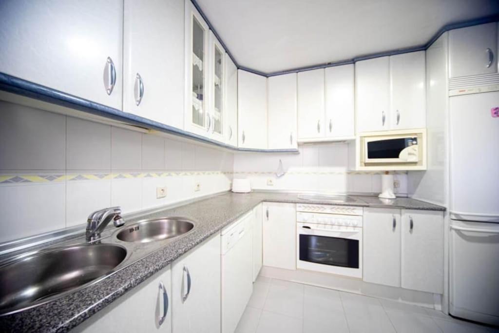 Las Retamas, Alcorcon Ngoại thất bức ảnh